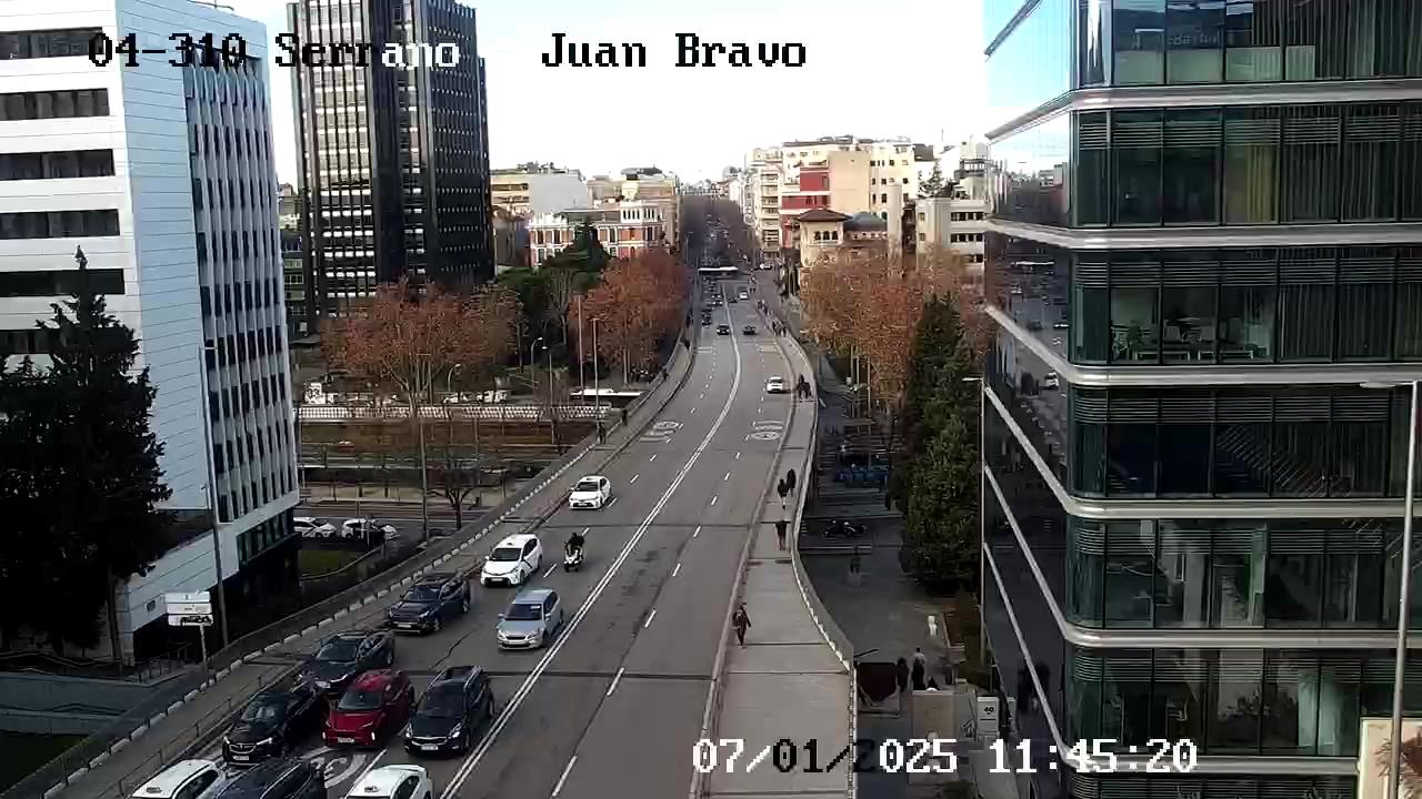 CALLE SERRANO - JUAN BRAVO