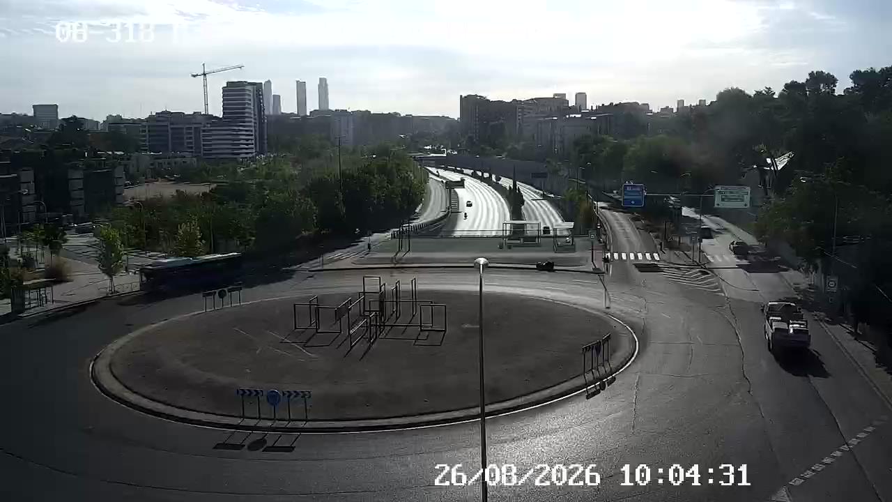 Cámara M30 Pk 26+500 (Av. Ilustración)